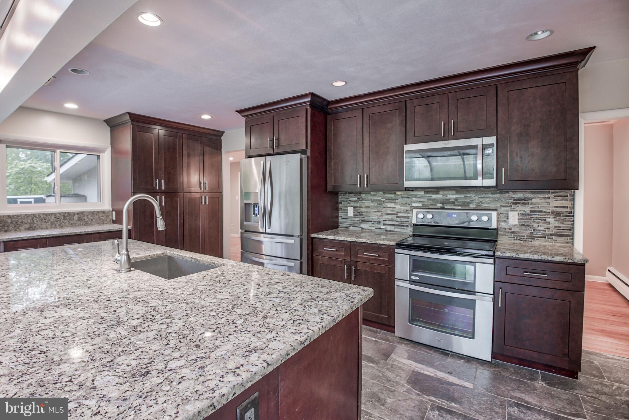 126 Eayrestown Road Medford, NJ 08055 - Photo 7 of 51 Stainless Steel Appliances