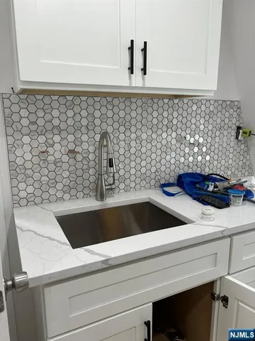 a close view of sink and tap