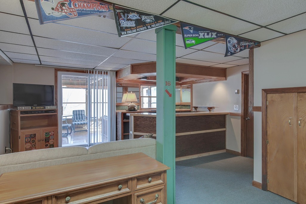 32 Tadmuck Road Westford, MA 01886 - Photo 21 of 27 Gallery Image 21