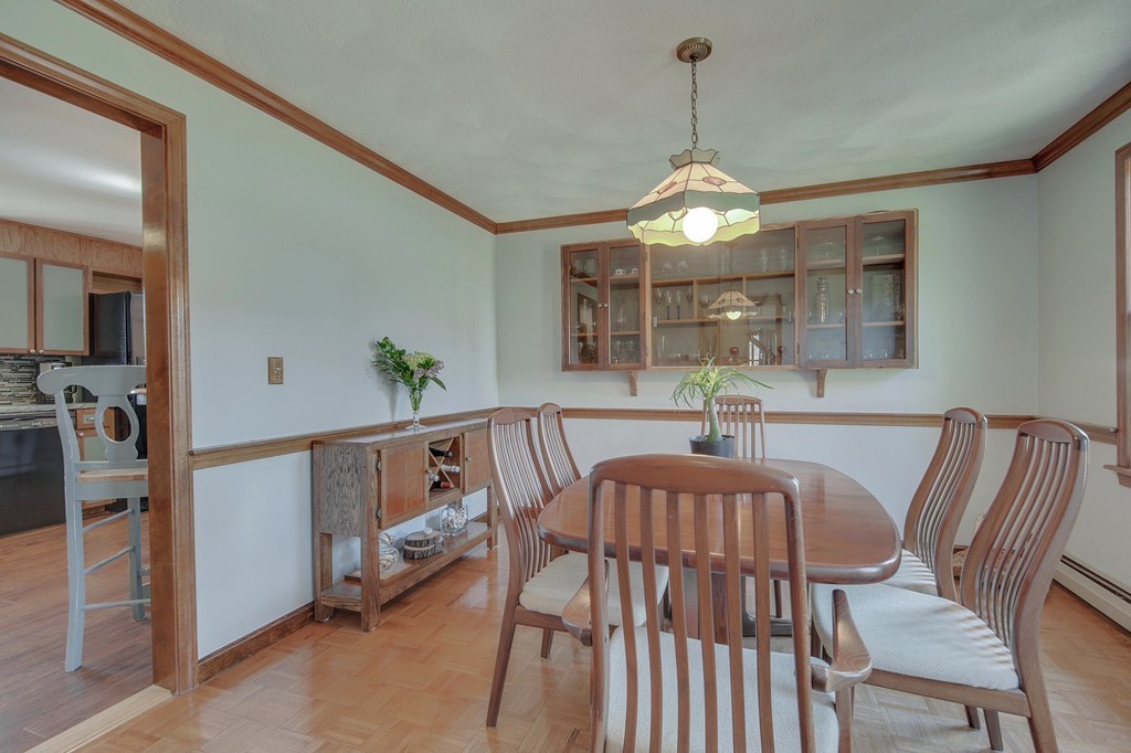 32 Tadmuck Road Westford, MA 01886 - Photo 9 of 27 Gallery Image 9
