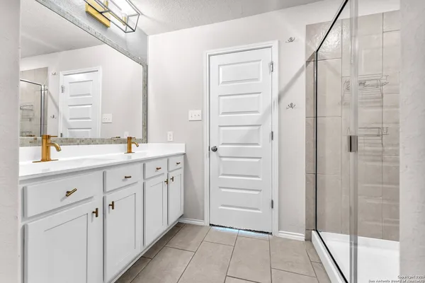 $2,500 | 2448 Hiddenbrooke Pass, Seguin, TX 78155