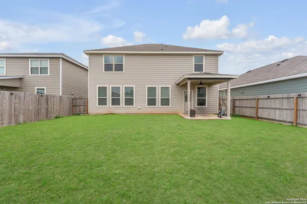 $2,500 | 2448 Hiddenbrooke Pass, Seguin, TX 78155