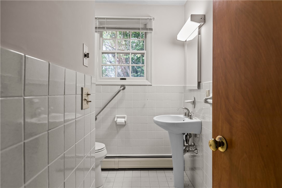 103 Cedar Island Road Narragansett, RI 02882 - Photo 21 of 50 Gallery Image 21