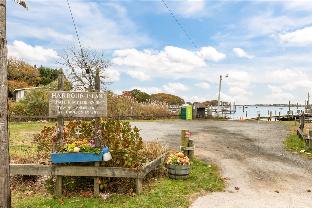 103 Cedar Island Road Narragansett, RI 02882 - Photo 37 of 50 Gallery Image 37