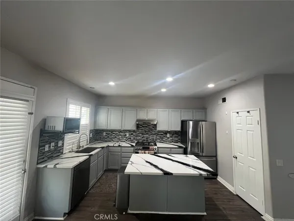 $3,559 | 1482 Goldeneagle Drive, Corona, CA 92879