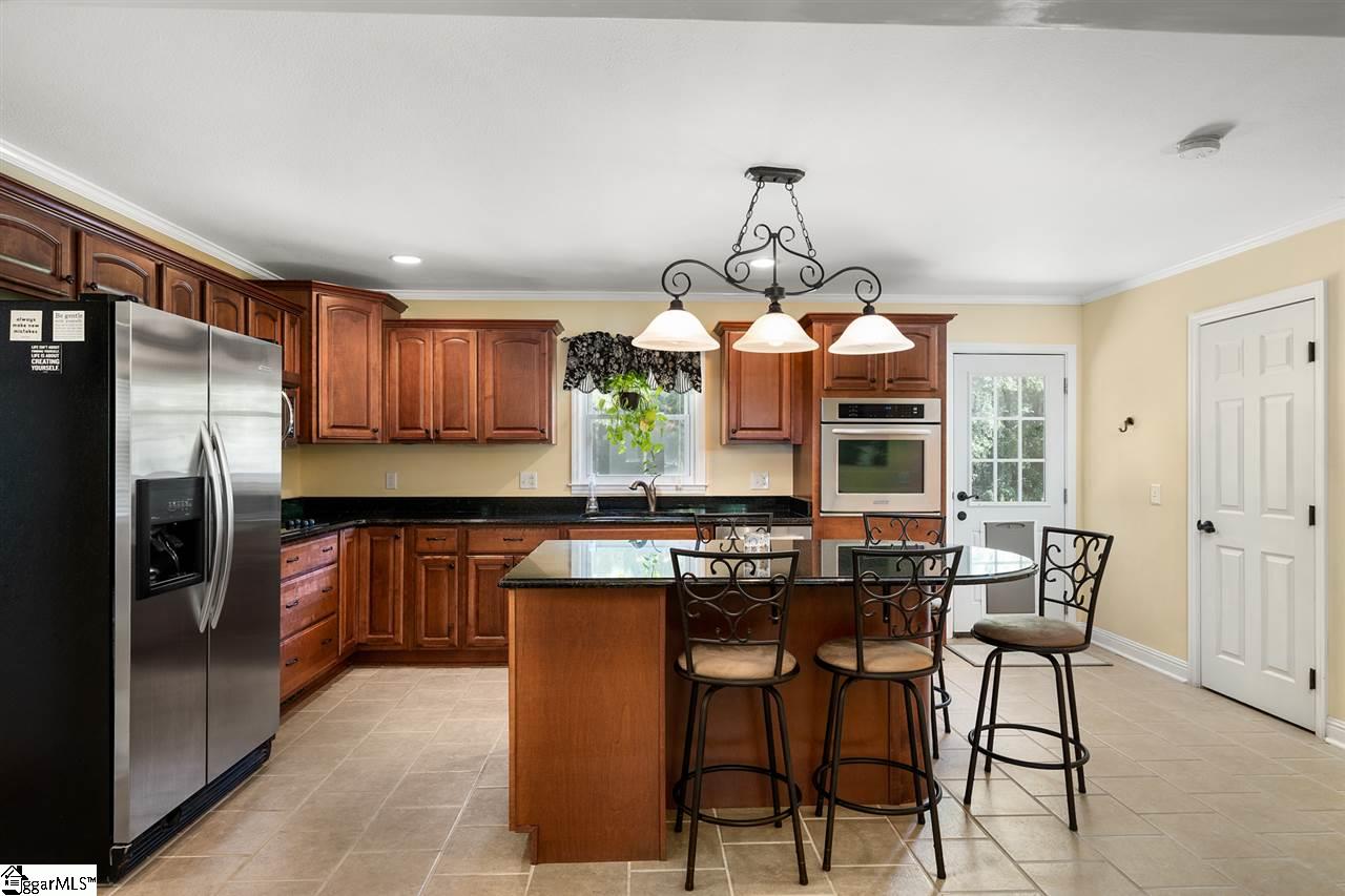 141 Hunter Road Simpsonville, SC 29681 - Photo 8 of 27 Gallery Image 8