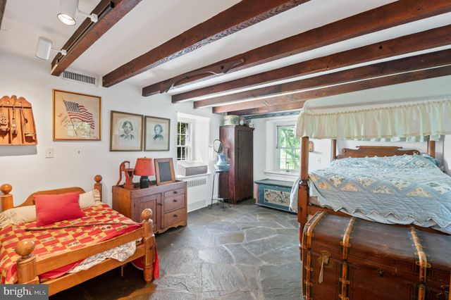 $2,100,000 | 834 Starvegut Lane, Kennett Square, PA 19348