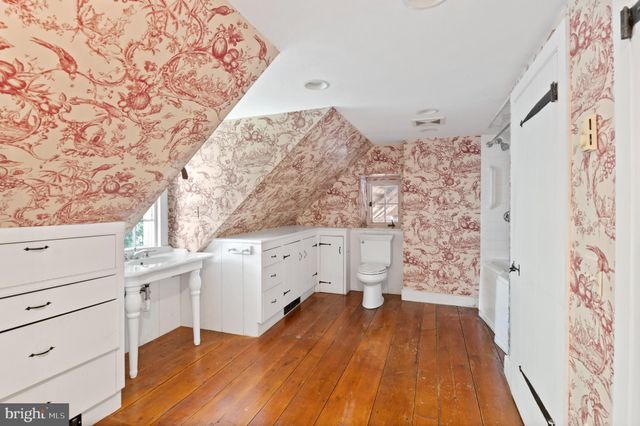 $2,100,000 | 834 Starvegut Lane, Kennett Square, PA 19348