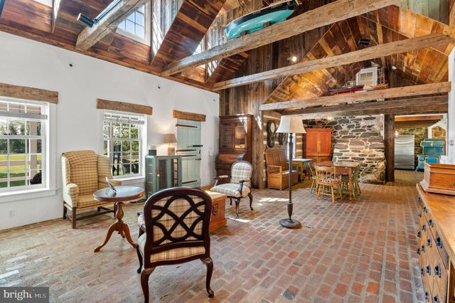 $2,100,000 | 834 Starvegut Lane, Kennett Square, PA 19348