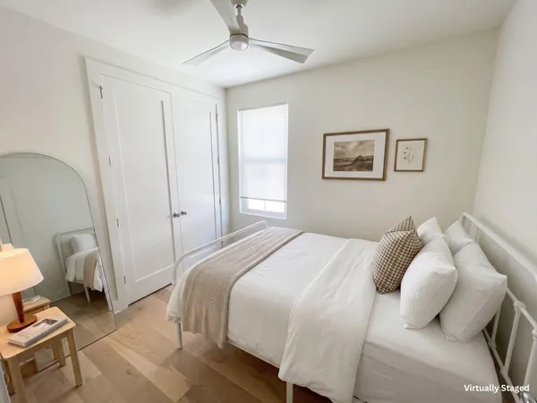 $4,300 | 106 Cooper Street, Charleston, SC 29403