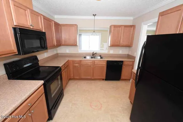 $1,400 | 104 Chandler Drive, Unit C, Greenville, NC 27834