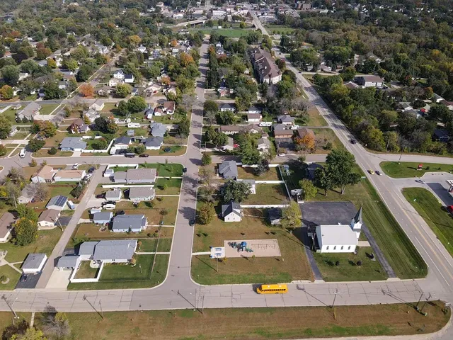 $309,900 | 1101 Mill Street West, Cannon Falls, MN 55009