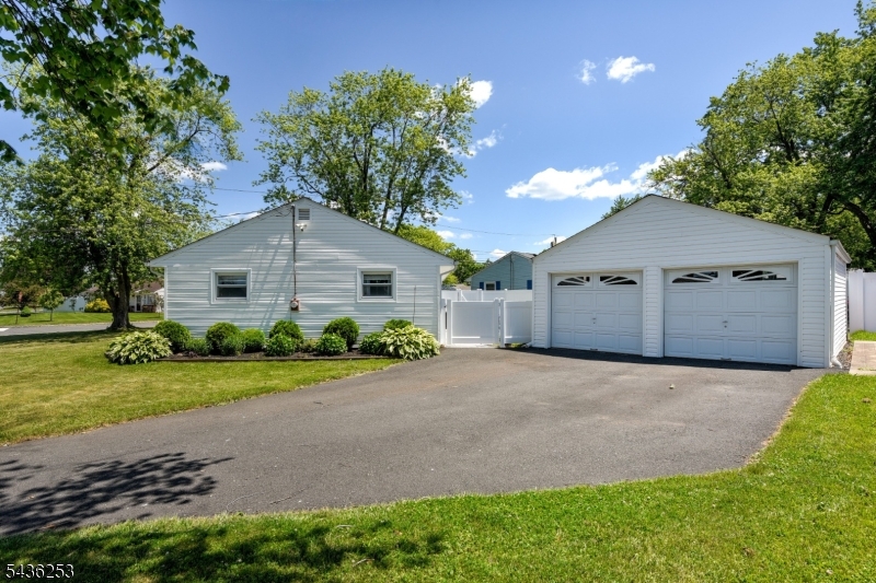 14 Adamsville Road North Bridgewater, NJ 08807 - Photo 30 of 38