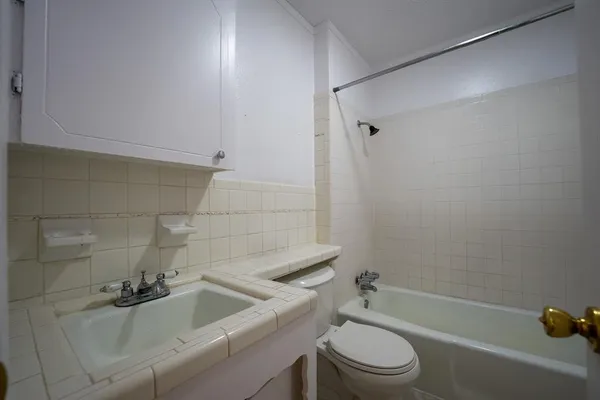 $1,375 | 3502 Austin Avenue, Greenville, TX 75402