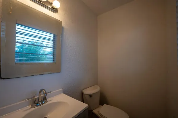 $1,375 | 3502 Austin Avenue, Greenville, TX 75402