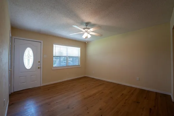 $1,375 | 3502 Austin Avenue, Greenville, TX 75402