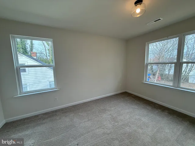 $2,545 | 105 Hillcrest Drive, Fredericksburg, VA 22401