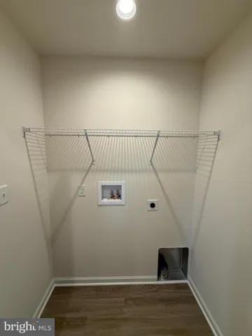 $2,545 | 105 Hillcrest Drive, Fredericksburg, VA 22401