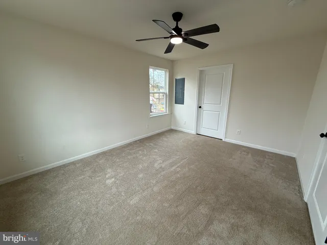 $2,545 | 105 Hillcrest Drive, Fredericksburg, VA 22401