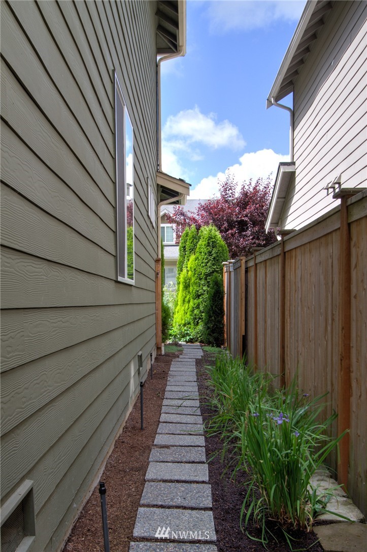 19429 7th Avenue Southeast Bothell, WA 98012 - Photo 18 of 22