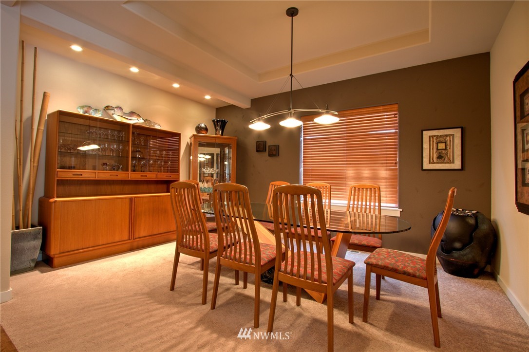 19429 7th Avenue Southeast Bothell, WA 98012 - Photo 9 of 22