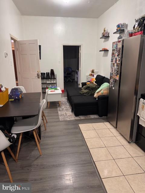 611 North 32nd Street Philadelphia, PA 19104 - Photo 5 of 15 a living room with furniture and a flat screen tv