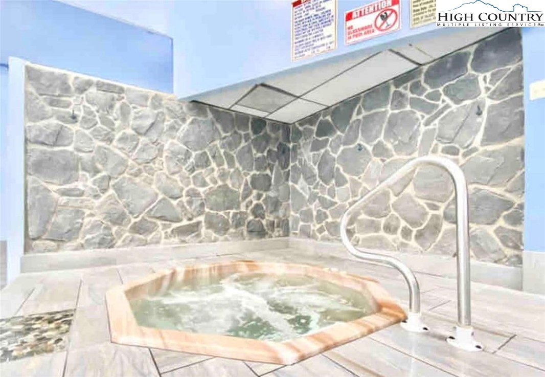 301 Pinnacle Inn Road, Unit 1304 Beech Mountain, NC 28604 - Photo 34 of 41