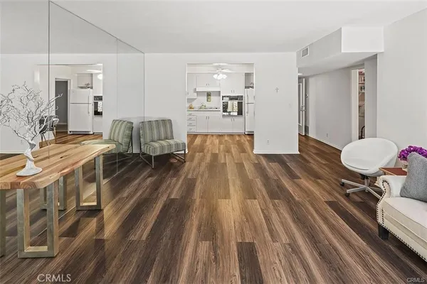$575,000 | 1360 G Shadow Lane, Unit G, Fullerton, CA 92831