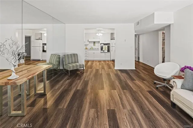 $598,000 | 1360 G Shadow Lane, Unit G, Fullerton, CA 92831