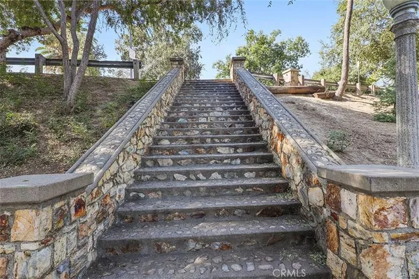 $575,000 | 1360 G Shadow Lane, Unit G, Fullerton, CA 92831