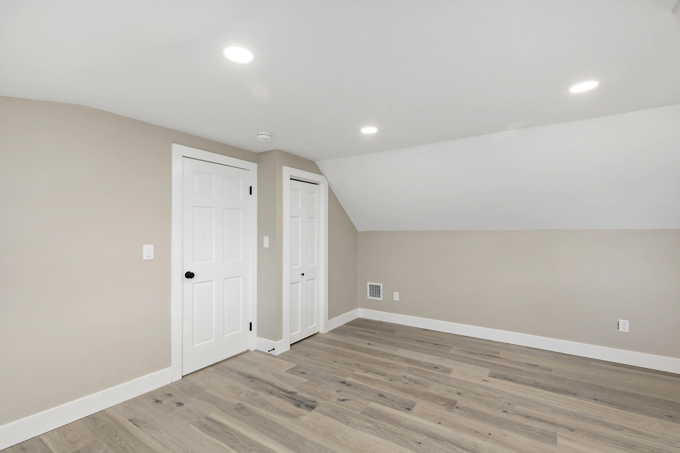 53 Monument Neck Road Bourne, MA 02532 - Photo 34 of 44 a view of an empty room