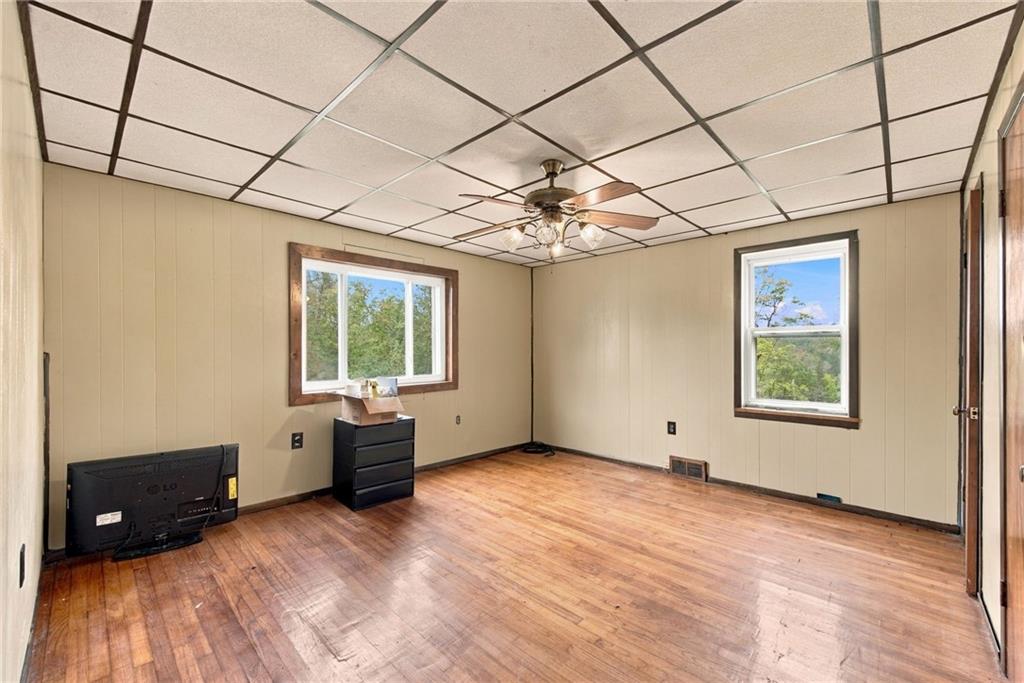 930 Duvall Road Charleroi, PA 15022 - Photo 6 of 20 Gallery Image 6
