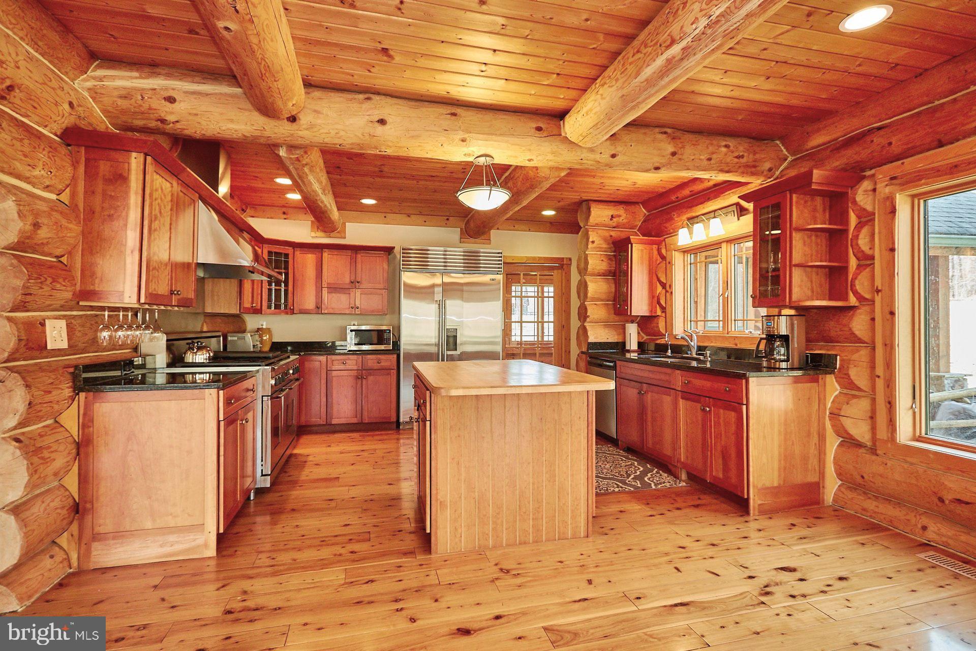 14047 Hume Road Hume, VA 22639 - Photo 19 of 73 Chef's Kitchen w/Center Island