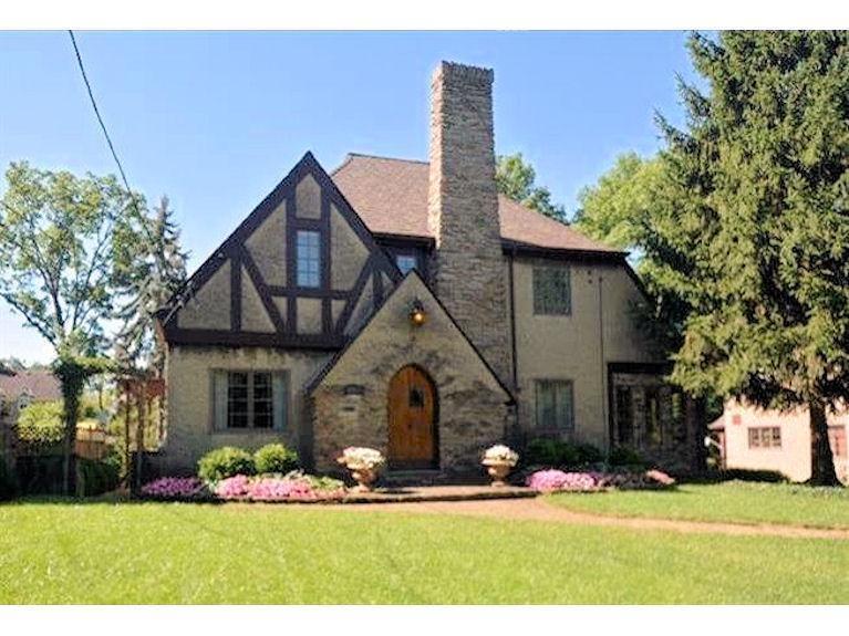 2611 Langdon Farm Road Cincinnati, OH 45212 - Photo 1 of 1