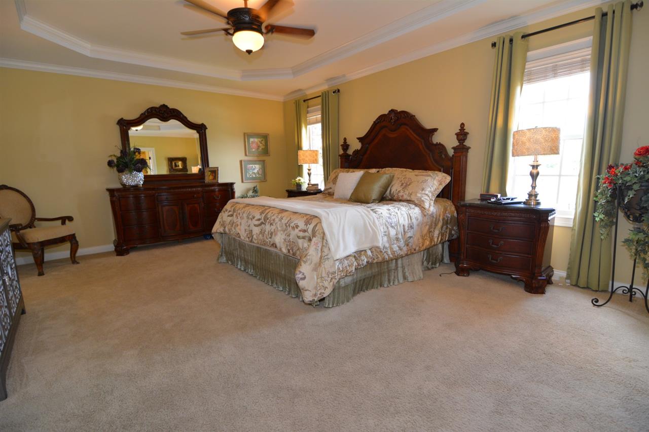 3166 Oak Ridge Court Newburgh, IN 47630 - Photo 13 of 32 Gallery Image 13