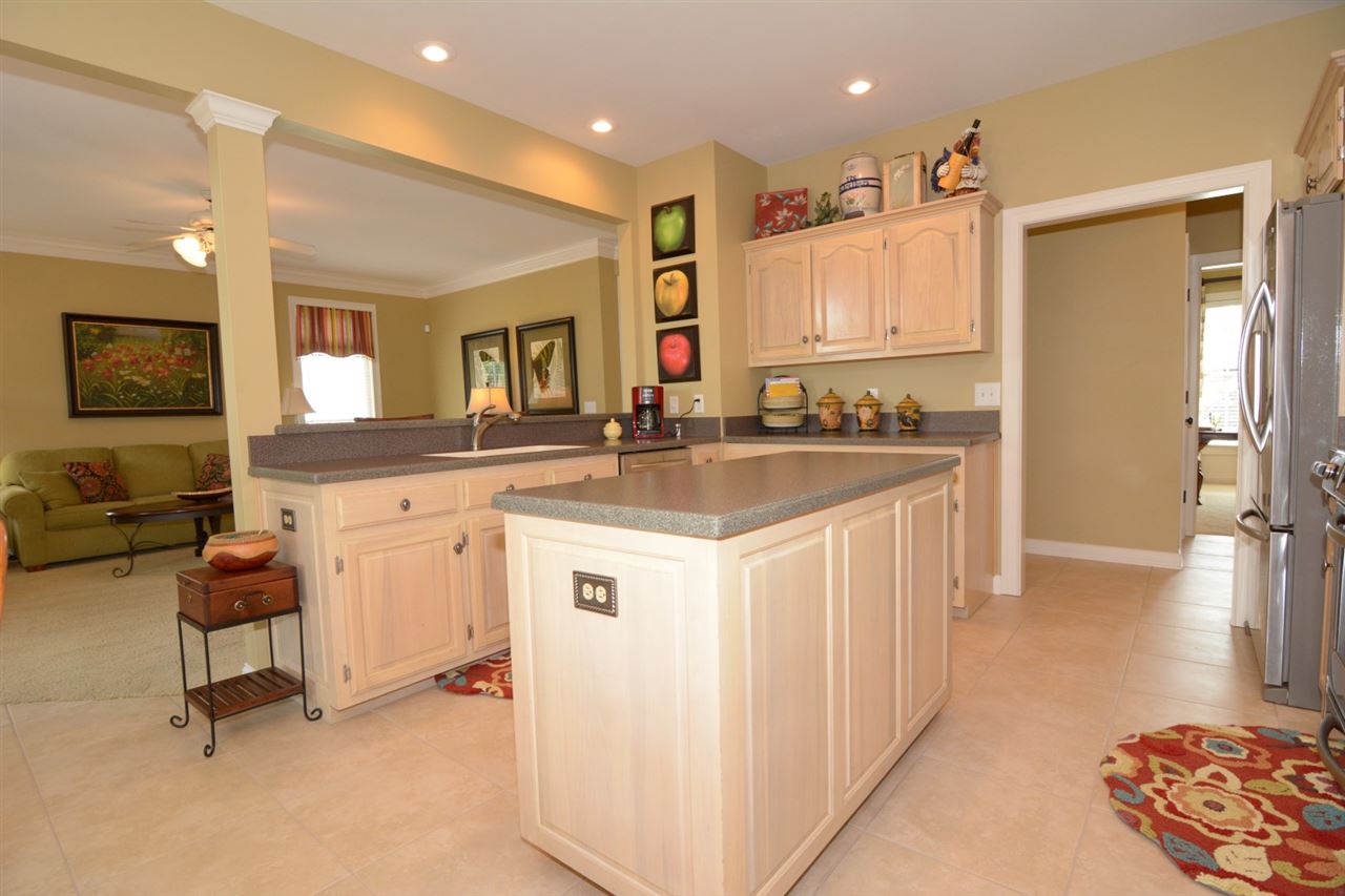 3166 Oak Ridge Court Newburgh, IN 47630 - Photo 10 of 32 Gallery Image 10
