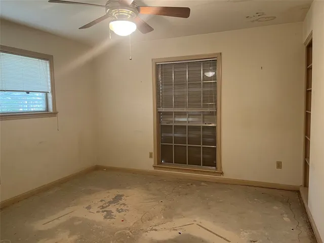 $220,000 | 18203 Carriage Lane, Nassau Bay, TX 77058