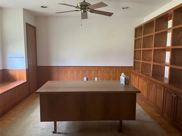 $220,000 | 18203 Carriage Lane, Nassau Bay, TX 77058