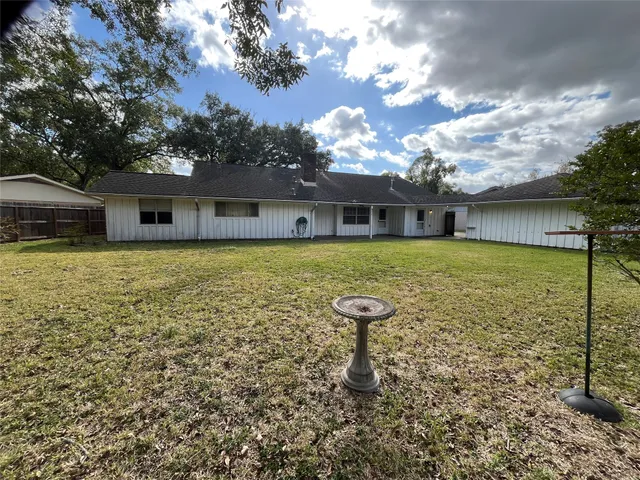 $220,000 | 18203 Carriage Lane, Nassau Bay, TX 77058