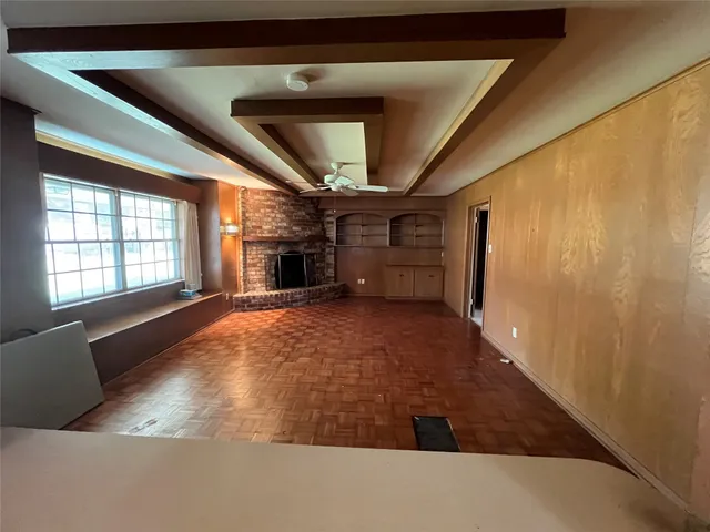 $220,000 | 18203 Carriage Lane, Nassau Bay, TX 77058