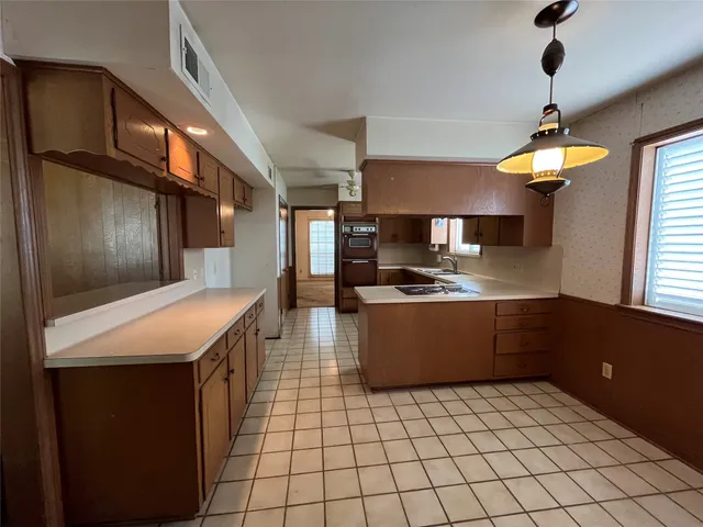 $220,000 | 18203 Carriage Lane, Nassau Bay, TX 77058