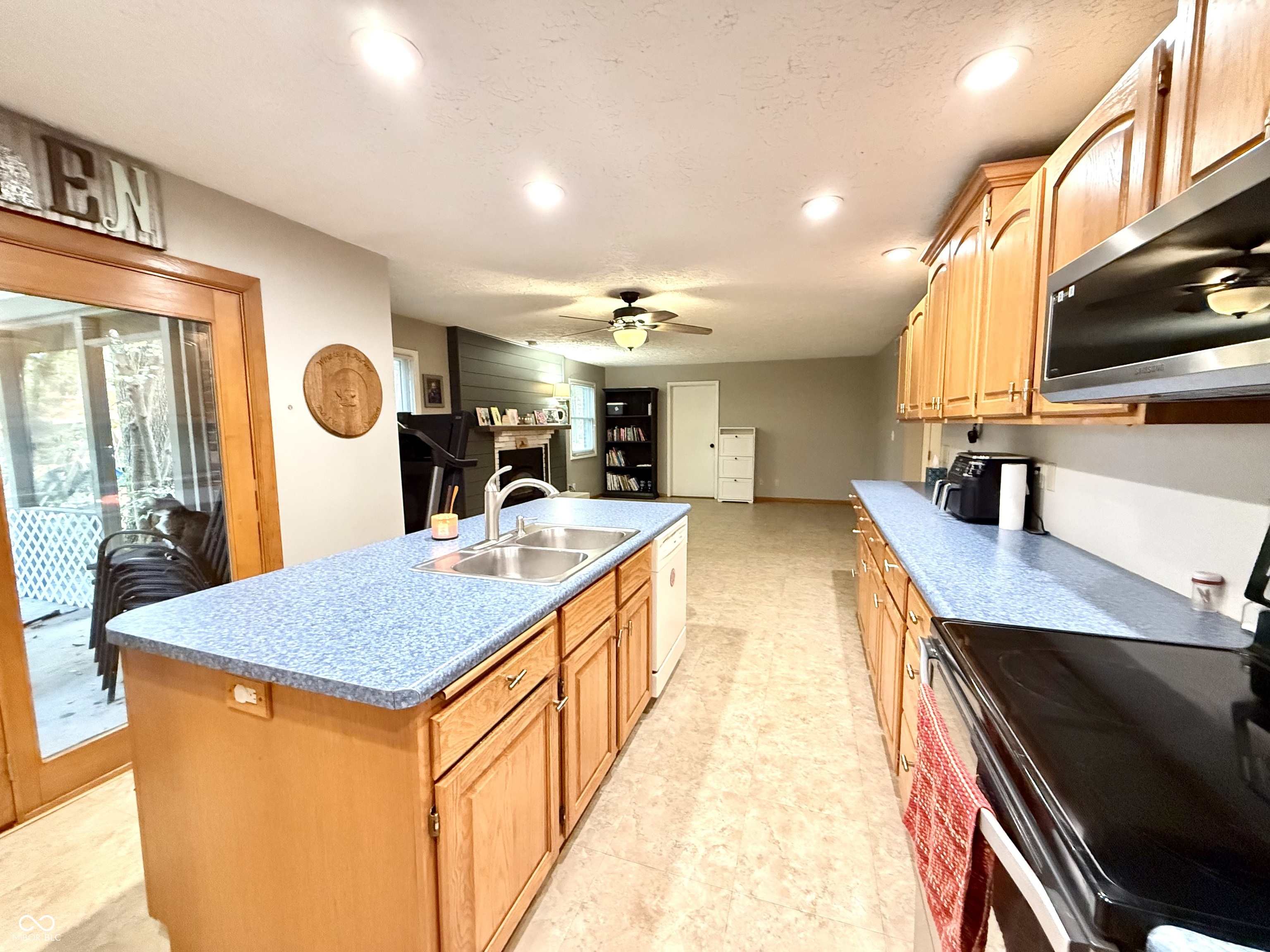 1328 Ridge Road Crawfordsville, IN 47933 - Photo 6 of 43