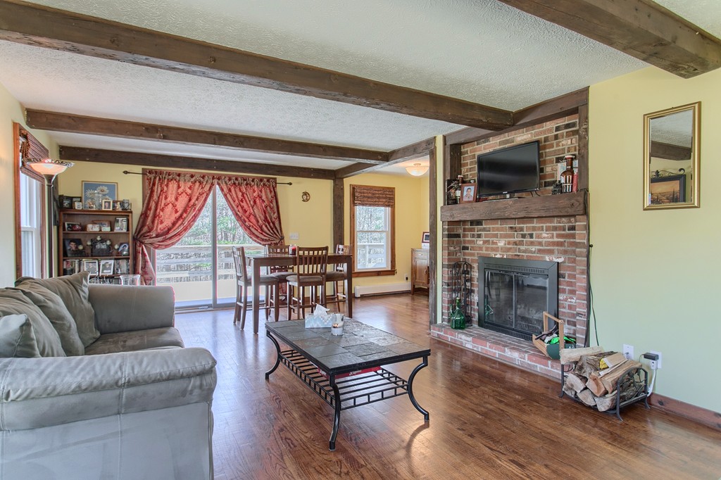 79 Overlook Road Westminster, MA 01473 - Photo 3 of 30 Gallery Image 3