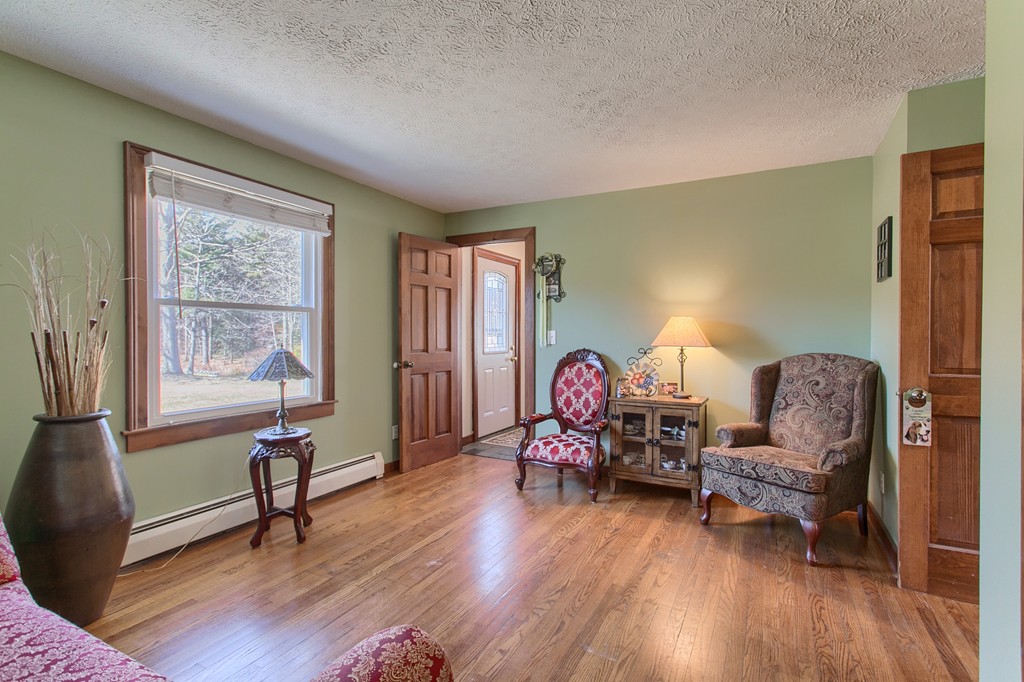 79 Overlook Road Westminster, MA 01473 - Photo 8 of 30 Gallery Image 8