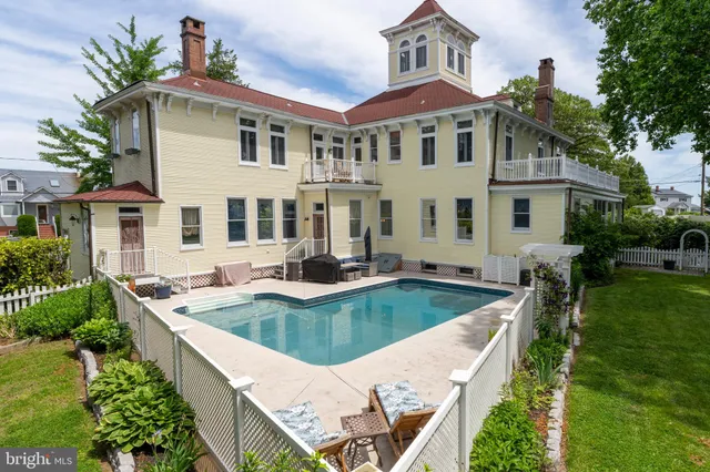 $799,900 | 2316 Bauernschmidt Drive, Essex, MD 21221