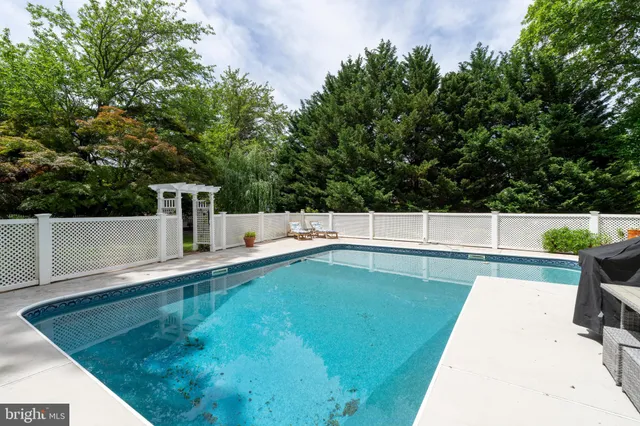 $799,900 | 2316 Bauernschmidt Drive, Essex, MD 21221