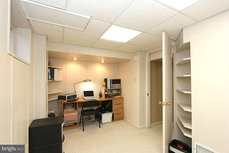 2611 Spencer Road Chevy Chase, MD 20815 - Photo 11 of 15 Interior (General)