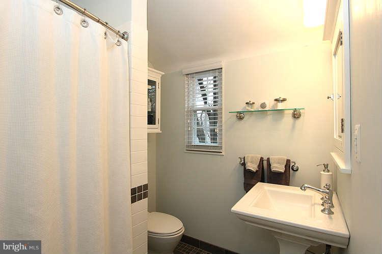 2611 Spencer Road Chevy Chase, MD 20815 - Photo 9 of 15 Bath