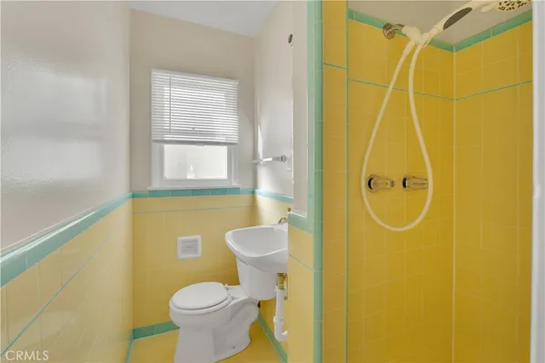 $1,350 | 100 North 1st Street, Unit 4, Alhambra, CA 91801