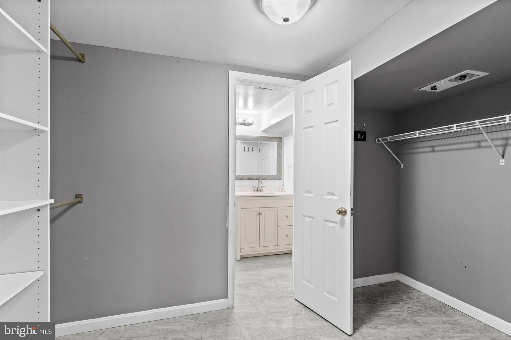 809 Shawnee Drive Frederick, MD 21701 - Photo 17 of 29